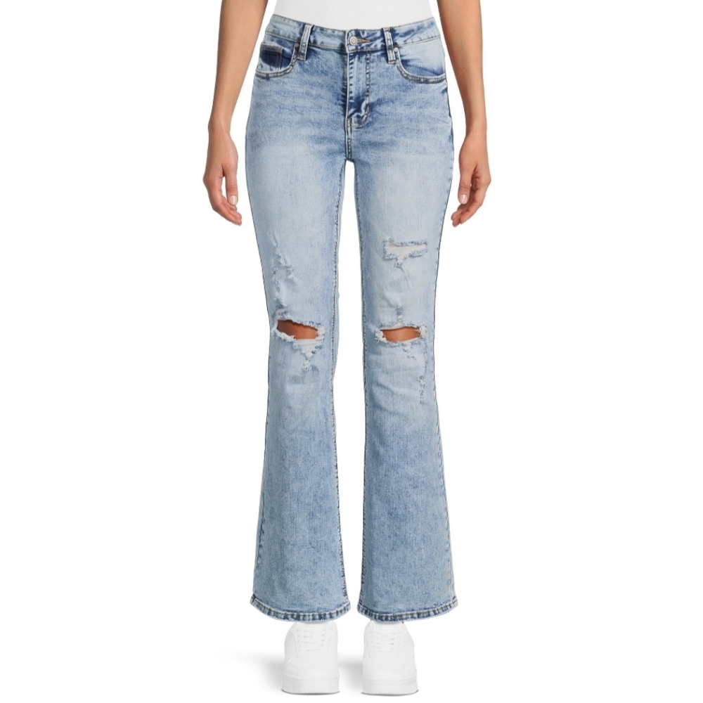 No Boundaries Juniors Destructed Flare Jeans Light Wash